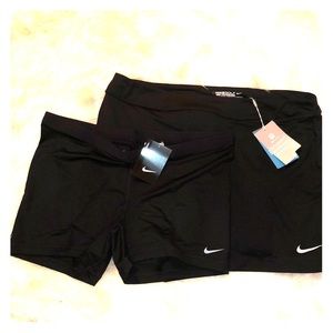BNWT Nike golf skirt